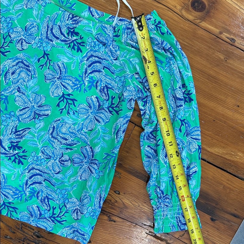 Lilly Pulitzer Vibrant Blue Floral Of The Shoulder Blouse Top Shirt Size Large - Picture 7 of 10